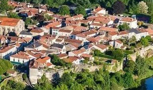 蛟河回乡建别墅为什么一定要选专业乡墅公司