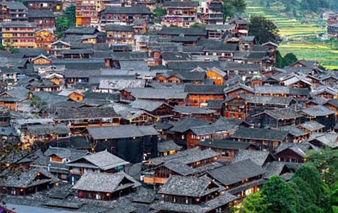 蛟河6种常见的外墙仿石漆施工工艺！